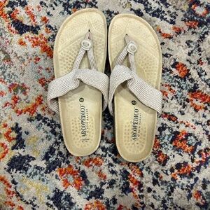 Arcopedico Light Tan Flip-Flops